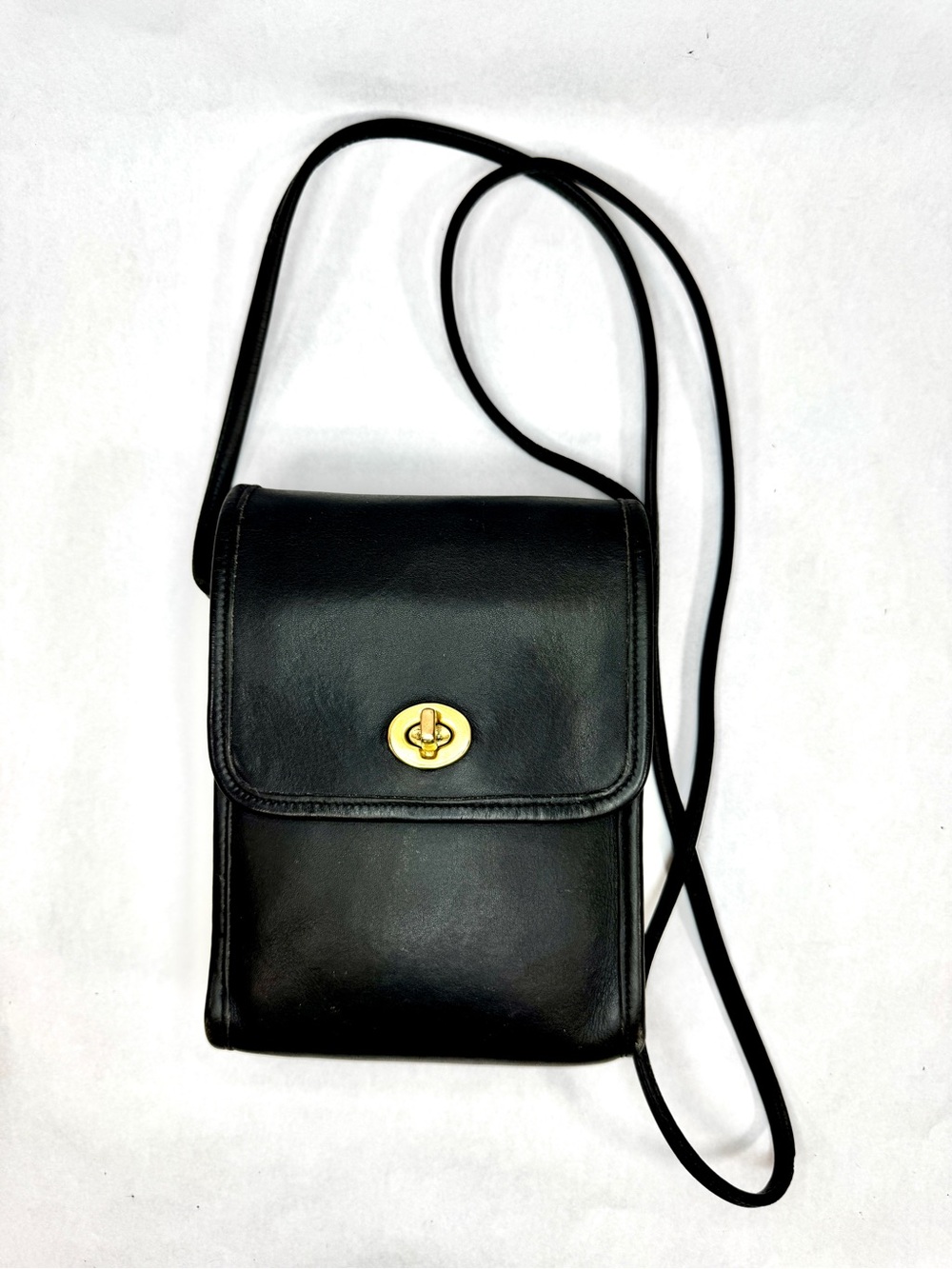 Vintage Coach Scooter Bag 9929 Black Leather Crossbody | USA Made Turnlock Purse